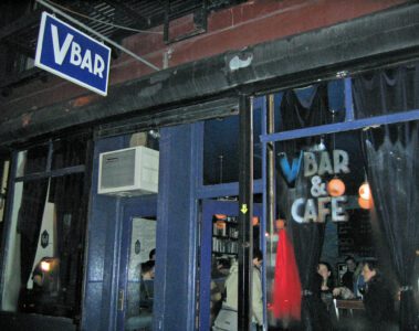 V Bar & Cafe
