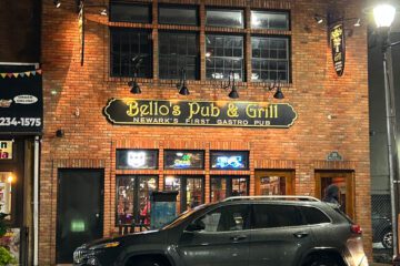 Bello's Pub & Grill
