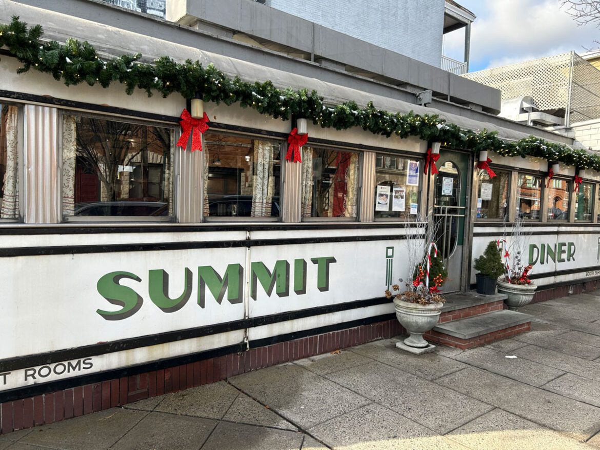 Summit Diner